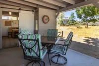 Your Home Sweet Home in Joshua Tree 2 Bedroom Home by RedAwning Các khách sạn ở Yucca Valley