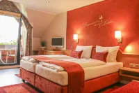 Panorama Hotel Heimbuchenthal فنادق في Leidersbach