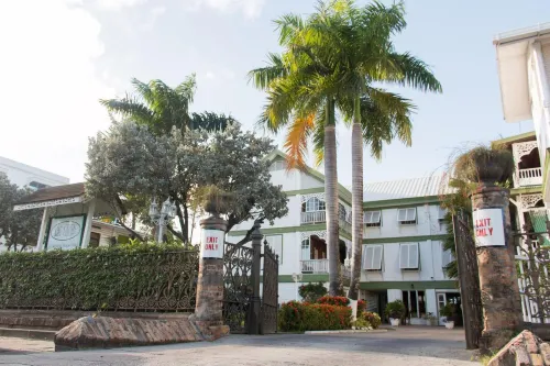 Cara Lodge Hotel Hotels in Georgetown
