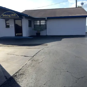 Sebring Inn