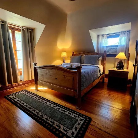 Downen House Bed & Breakfast