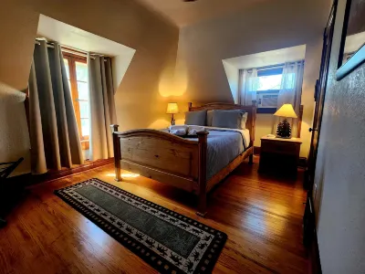 Downen House Bed & Breakfast Hotels in Pueblo
