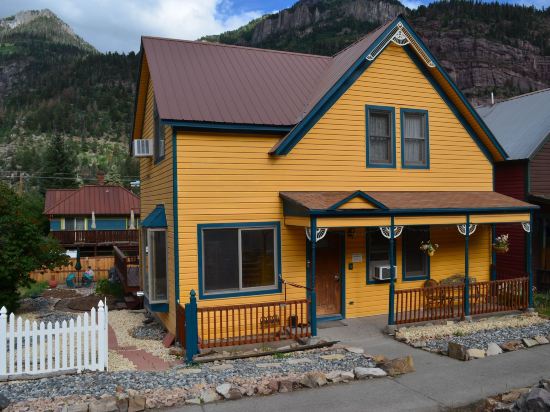 The Ouray Main Street Inn