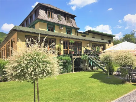 Hotel Scheid Отели в г. Хиршберг