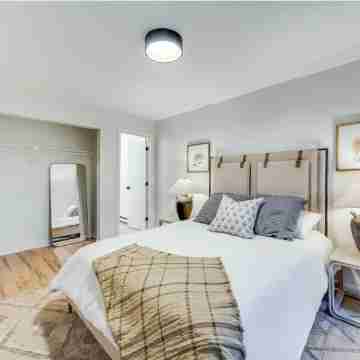 Ocean Edge Condo with Guest Passes to Pool, Golf, and Sports available! Rooms