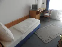 Hotel Haarener Hof Hotels in Buren