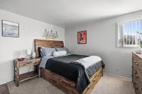 Cozy Downtown Studio- Arena, Podium, GU