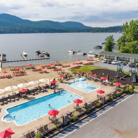 Scotty's Lakeside Resort
