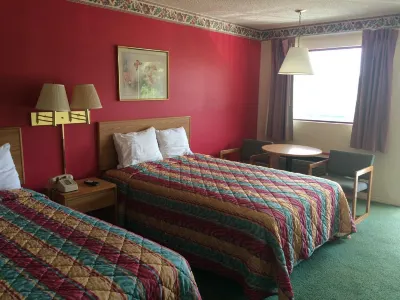 Western Motel - Camilla