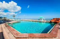 Harbour Beach Resort Studios! - Private Pools