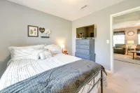 2 Mi to Douglas Lake, Boat Ramp White Pine Home! - Parkering