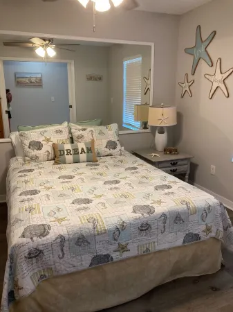 LOCATION!!  FISHING & SCALLOPING!  MINUTES TO GULF!