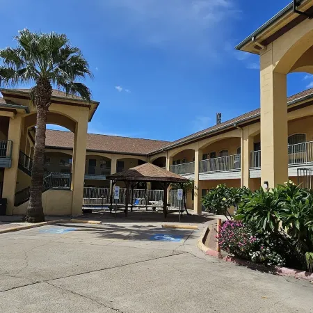 Texas Inn and Suites - Rio Grande Valley