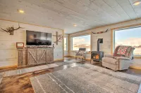 Rural White Sulphur Springs Getaway w/ Deck! - Homestays
