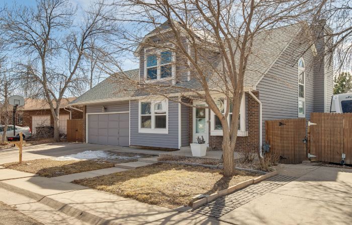 6 Mi to Dtwn: Arvada Home w/ Hot Tub & Yard