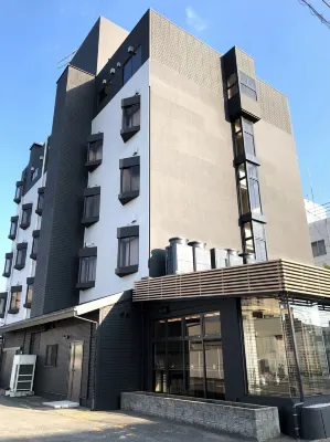 โรงแรมซันโรด