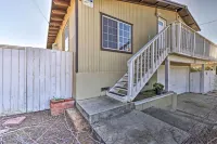 Lake Elsinore Retreat w/ Pool & Mountain Views - Wifi