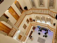 Riad Al Manara