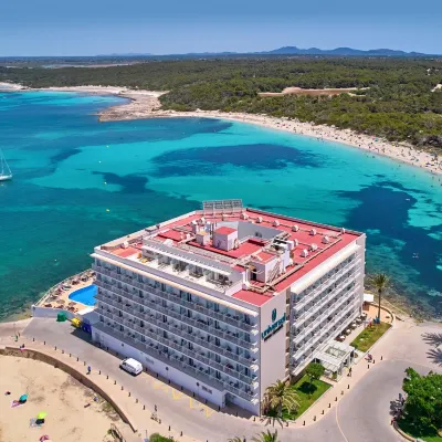 Universal Hotel Marqués Hotels near Es Trenc Beach