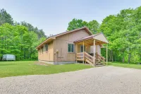 Michigan Retreat on 10 Acres Hike, Fish and Explore -  Privatzimmer