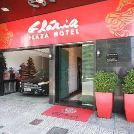 Glória Plaza Hotel (Adults Only) Отели рядом с достопримечательностью «Площадь Либердаде»