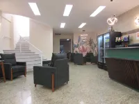 Hotel Paramount- Próximo a 25 de Março Brás BOM Retiro e Expo Center Norte "Garanta já Sua Reserva" - Bintang 2