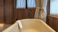 Mohe Boutique Hotel - Hot Tub