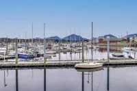 Custom Harborside Loft In the Heart of Ketchikan