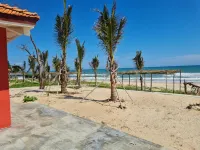 Texas Corner Resort Hotels in Thuan Qui