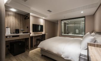 Spring Rhapsody Hotel