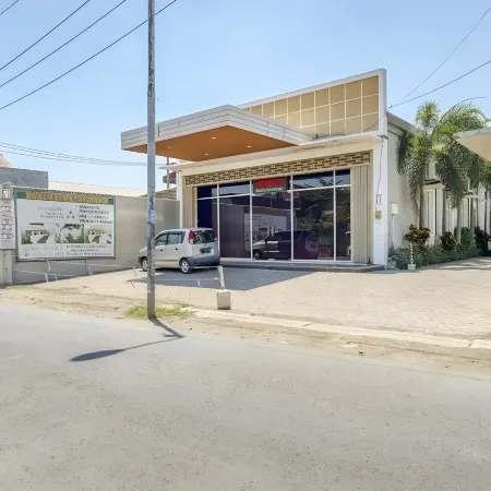 Sunshine Family Homestay Near Terminal 1 Juanda Airport