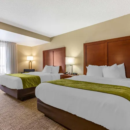 Comfort Inn & Suites Phoenix North - Deer Valley