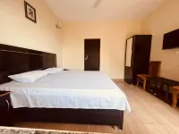 100 stairs holiday home - บริการรถรับส่ง