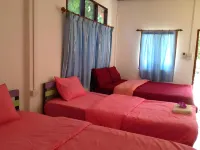 Areeya Resort Hotels in Amphoe Watthana Nakhon