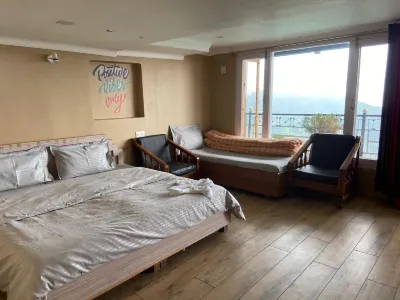 Kalsang Guest House Naddi Point 주변 호텔