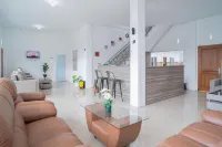 Urbanview Hotel Sky Batu Malang by RedDoorz Hotels in Bumiaji