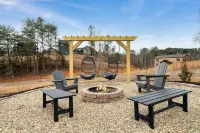 Indoor Pool and Hot Tub with Mountain Views - Fun Family Retreat