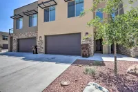 Luxury Downtown Moab Townhome w/ Pool Access! - Apartments