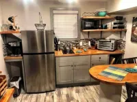 Cozy Camellia in Historic Downtown Newnan