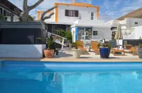 Hotelito Rural GA7Colores Only Adult - สระว่ายน้ำส่วนตัว