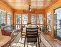 Charming 3-bedroom cabin with WiFi, AC in lovely Eagle River sleeps 8 people.