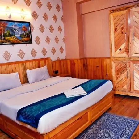 Royal Guest House
