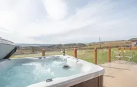 2 Bedroom Sleeps 4 Lodge-Smart Tv-Hot Tub-Dogs Ok - Cho phép mang theo thú cưng