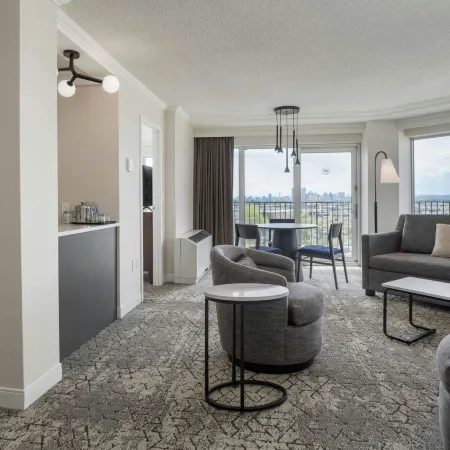 Sheraton Cavalier Calgary Hotel
