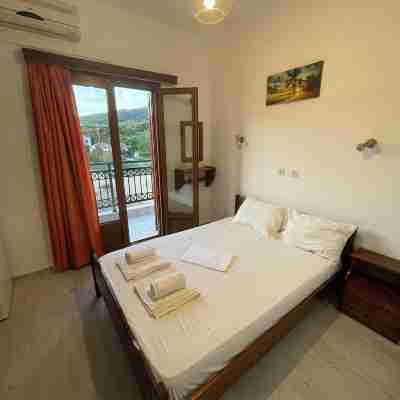 Delfinia Studios Rooms