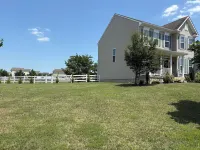 Spacious 4-bedroom house with backyard oasis