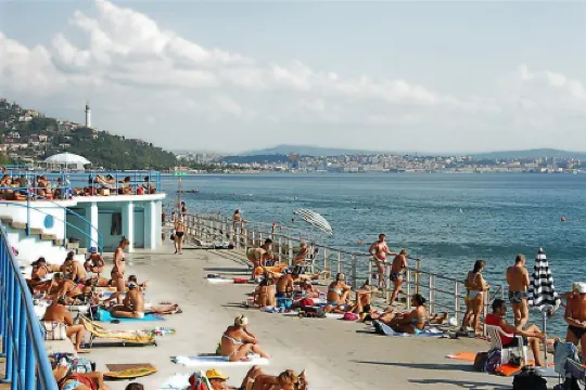 Apartment in the city center + Wi-Fi + Car Park