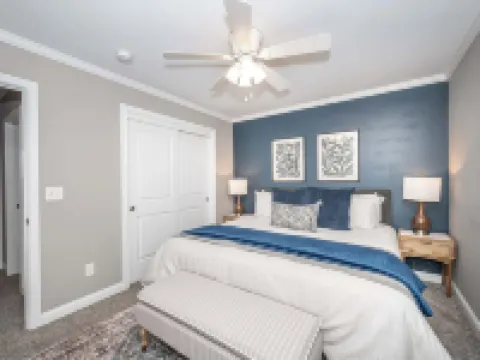 Ark Adventure Retreat Hotels in Walton