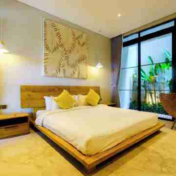 Seminyak Brand New 3-bedroom villa Perfect Location 5 mins to the beach Rooms
