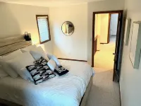 Summer dates available! In the heart of  Door County-Spacious Home Hotels in Ephraim